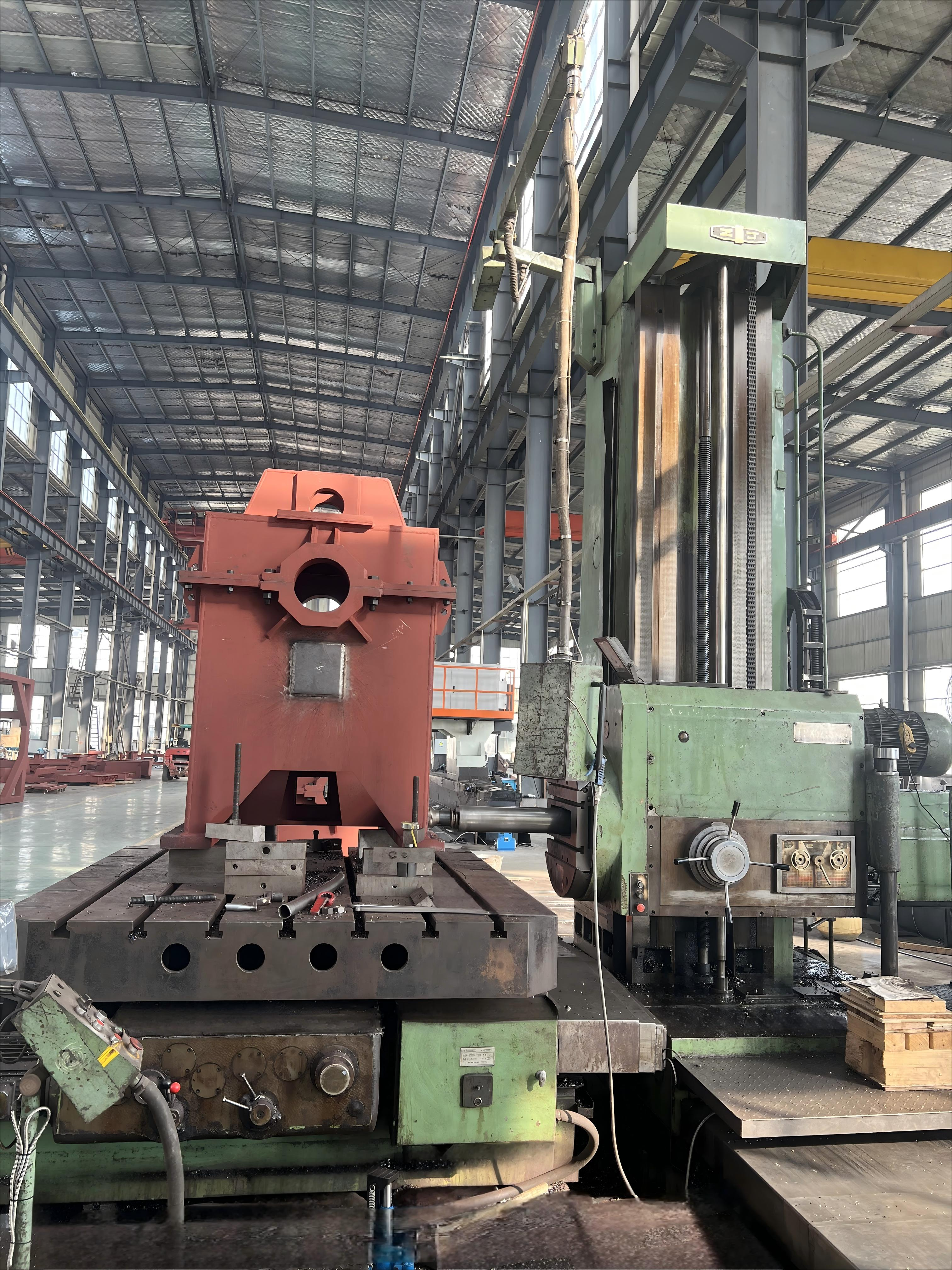Digital Boring & Milling Machine TPX6213